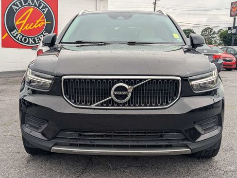 Used 2020 Volvo XC40 T4 Momentum w/ Protection Package Premier FWD image 10