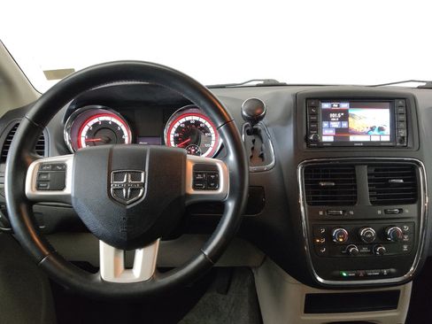 Used 2017 Dodge Grand Caravan SE w/ Power Window Group FWD image 22