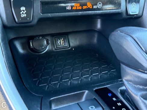 Used 2024 Toyota RAV4 LE image 22