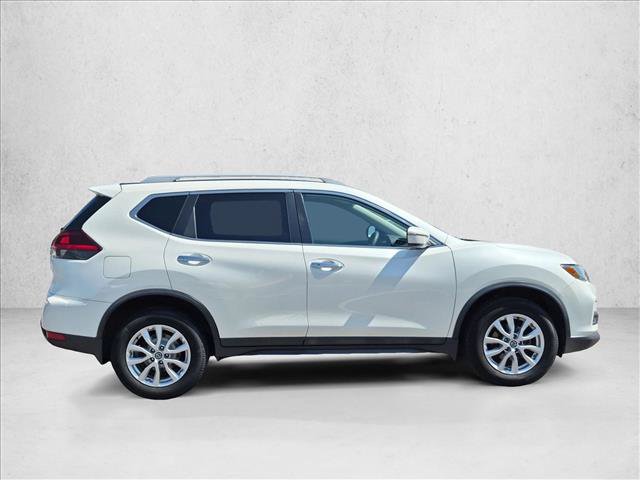 Used 2018 Nissan Rogue SV AWD/4WD image 4