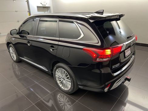 Used 2021 Mitsubishi Outlander SEL image 4