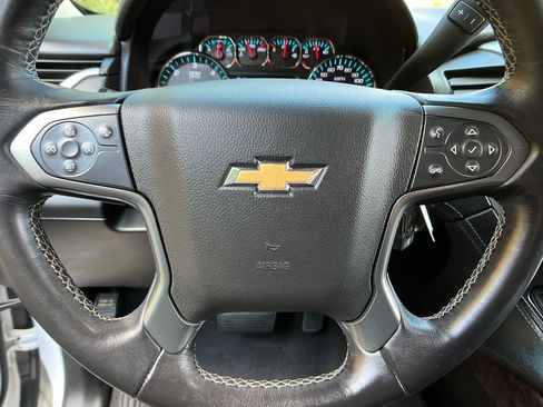Used 2019 Chevrolet Tahoe LT image 13