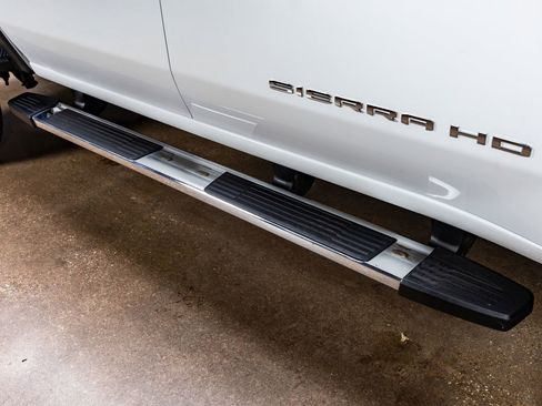 Used 2025 GMC Sierra 2500 SLT image 13