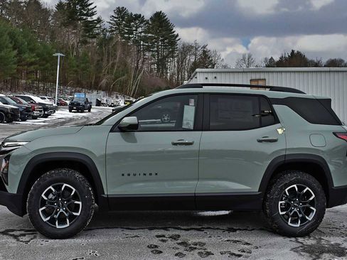 New 2026 Chevrolet Equinox ACTIV w/ Convenience Package III image 4