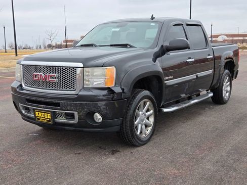 Used 2010 GMC Sierra 1500 Denali image 8