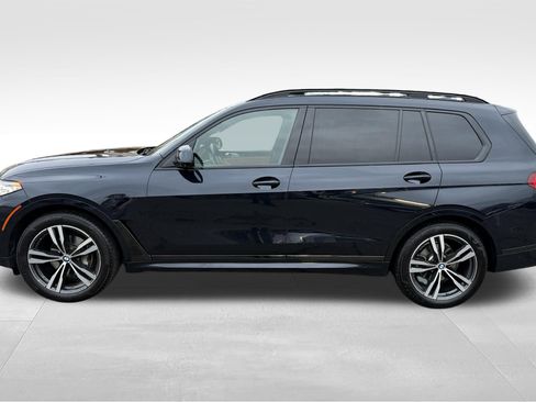 Used 2021 BMW X7 xDrive40i w/ M Sport Package image 9