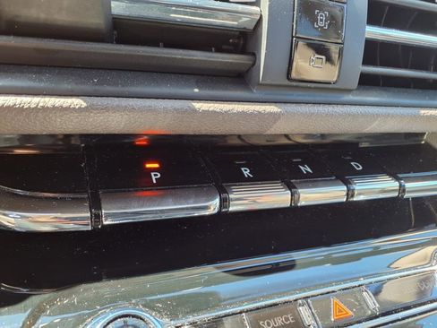 Used 2022 Lincoln Corsair Reserve w/ Elements Package image 15