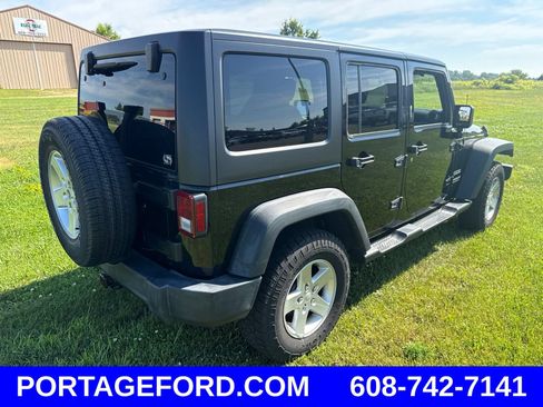 Used 2017 Jeep Wrangler Unlimited Sport w/ Quick Order Package 23S AWD/4WD image 2