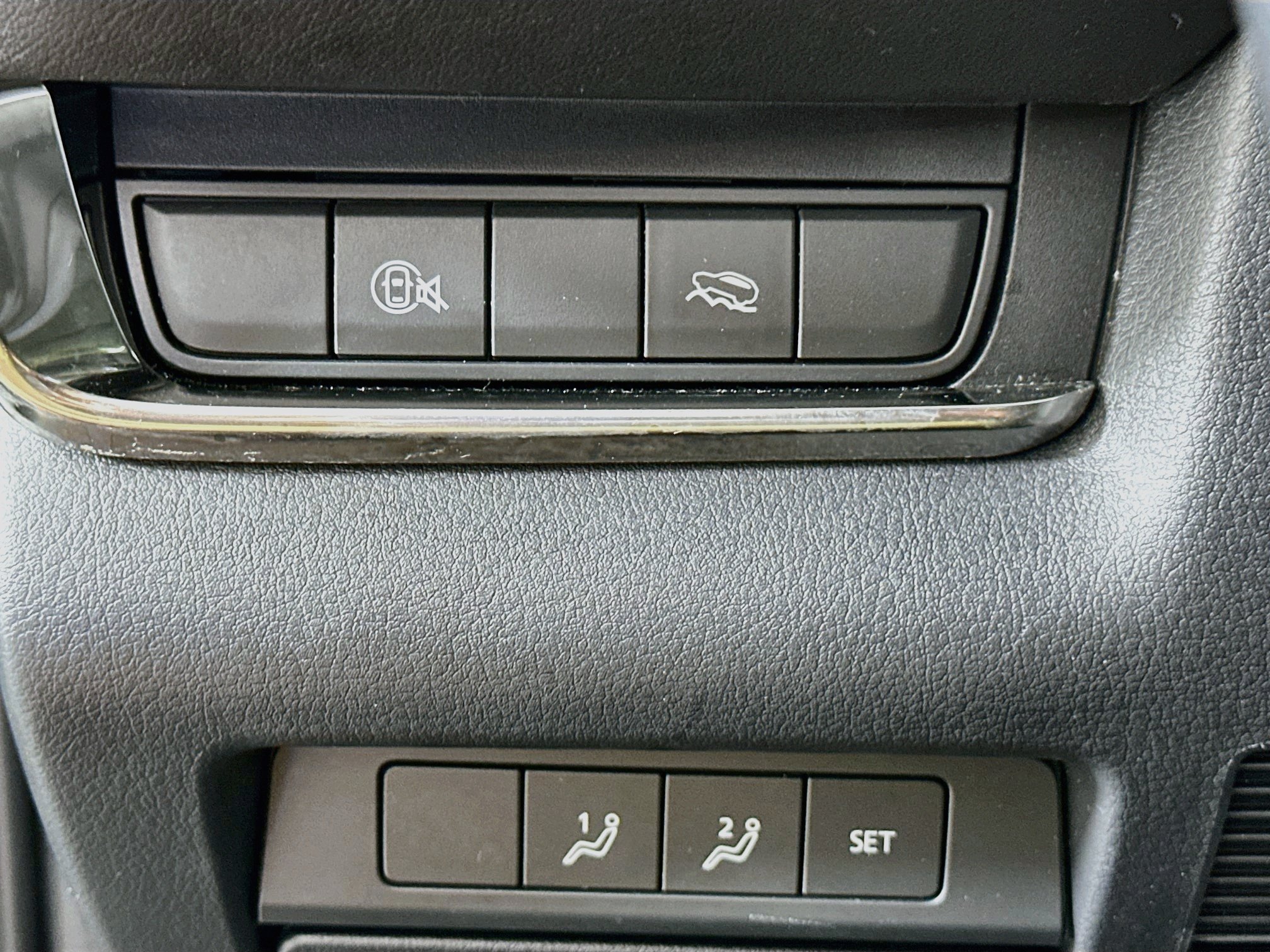 Used 2025 MAZDA CX-30 AWD 2.5 S w/ Preferred Package image 17
