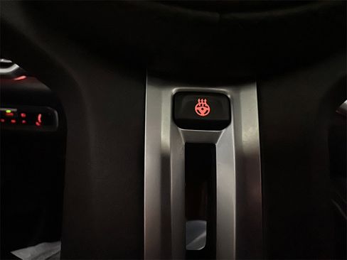 Used 2021 BMW X6 M w/ Executive Package image 25