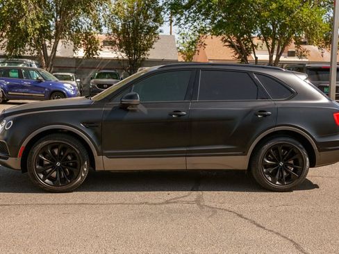 Used 2018 Bentley Bentayga AWD/4WD image 8