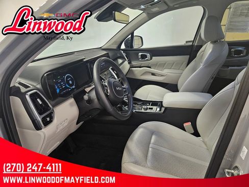 Used 2023 Kia Sorento SX FWD image 10