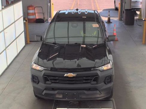 Used 2023 Chevrolet Colorado W/T RWD image 7
