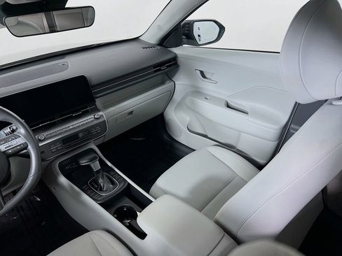 Certified 2025 Hyundai Kona SEL image 22