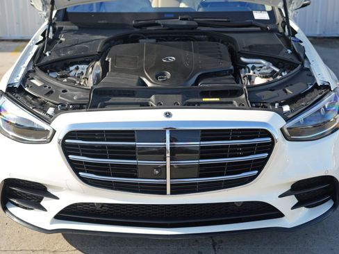 Used 2021 Mercedes-Benz S 500 4MATIC image 8