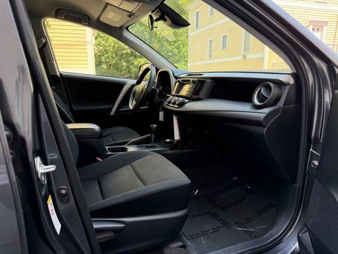 Used 2018 Toyota RAV4 LE w/ All Weather Liner Package AWD/4WD image 13