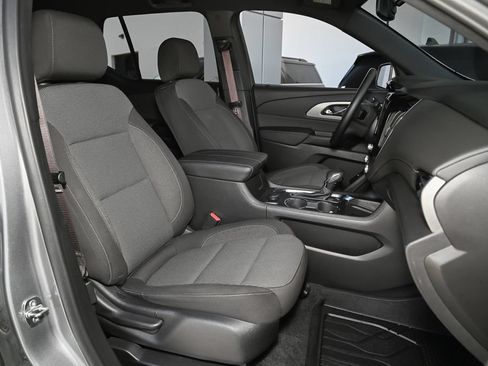 Used 2023 Chevrolet Traverse LT FWD image 44