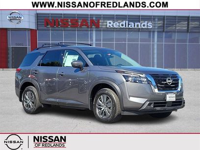 New 2025 Nissan Pathfinder SV