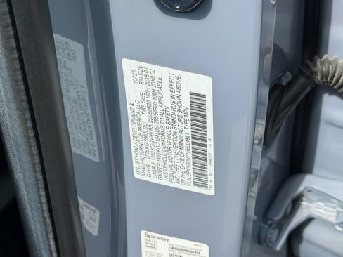 Used 2024 Honda Pilot Touring image 22