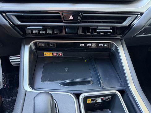 Used 2024 Lexus TX 500h AWD image 24