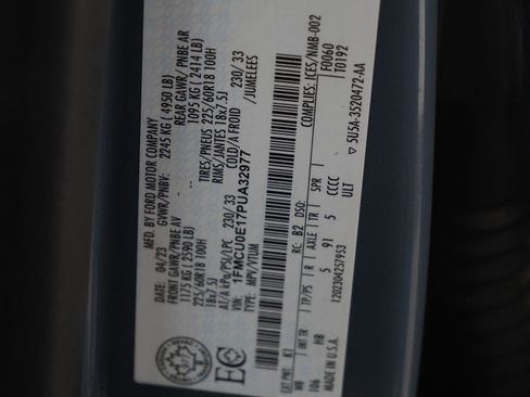 Used 2023 Ford Escape SE image 27