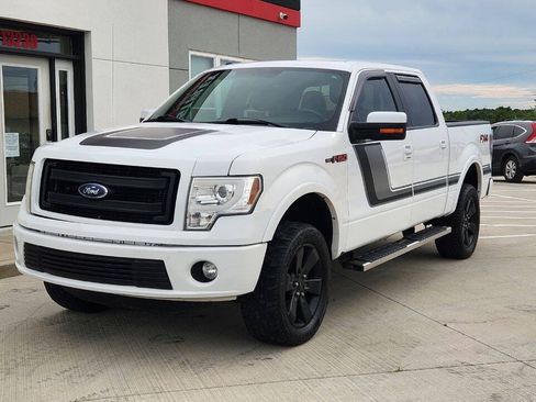 Used 2014 Ford F150 FX4 w/ Equipment Group 402A Luxury AWD/4WD image 25