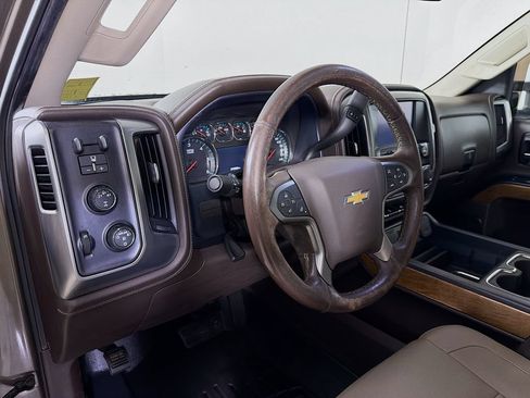 Used 2015 Chevrolet Silverado 2500 LTZ AWD/4WD image 10