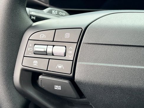 Used 2025 Kia K4 LXS image 25