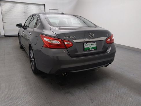 Used 2017 Nissan Altima 2.5 SL image 6