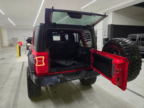 Used 2021 Jeep Wrangler Unlimited Sport AWD/4WD image 39