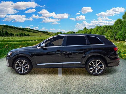 Used 2020 Audi SQ7 Premium Plus w/ Driver Assistance Package AWD/4WD image 3