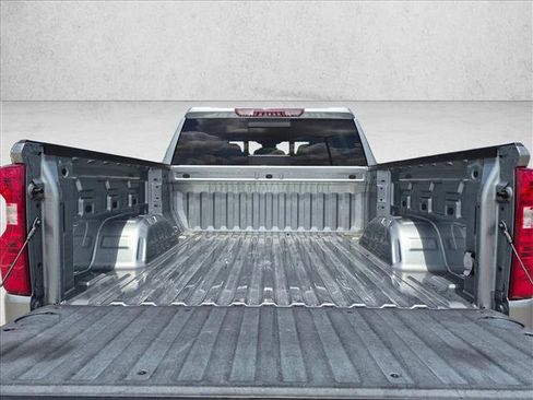Used 2024 Chevrolet Silverado 1500 LT w/ Convenience Package II RWD image 6