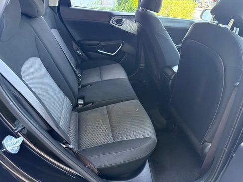 Used 2023 Kia Soul LX w/ Option Group 015 FWD image 8