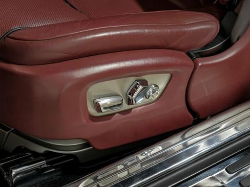 Used 2016 Rolls-Royce Dawn image 38