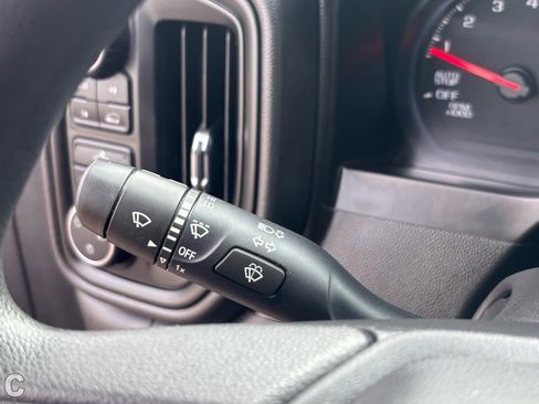 Used 2021 Chevrolet Silverado 1500 Custom image 14