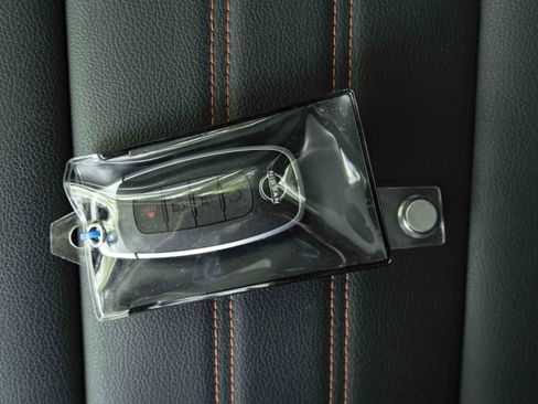 Used 2023 Nissan Kicks SR w/ SR Premium Package FWD image 38