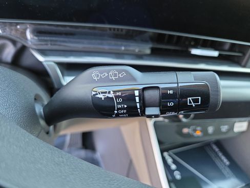 New 2026 Kia Carnival FWD image 38