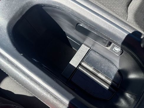 Used 2019 Honda HR-V EX image 26