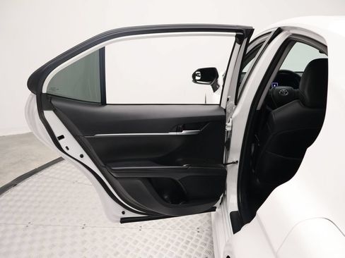 Certified 2023 Toyota Camry SE FWD image 20