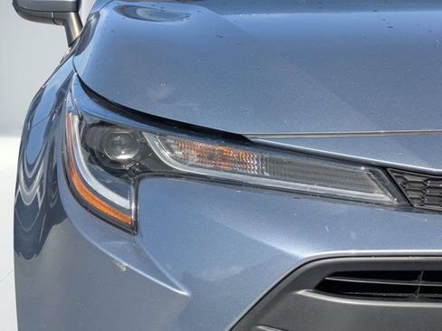 Used 2025 Toyota Corolla LE FWD image 9
