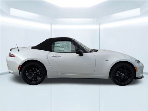 New 2025 MAZDA MX-5 Miata Club image 7