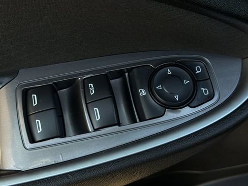 Used 2023 Chevrolet Malibu LT FWD image 13