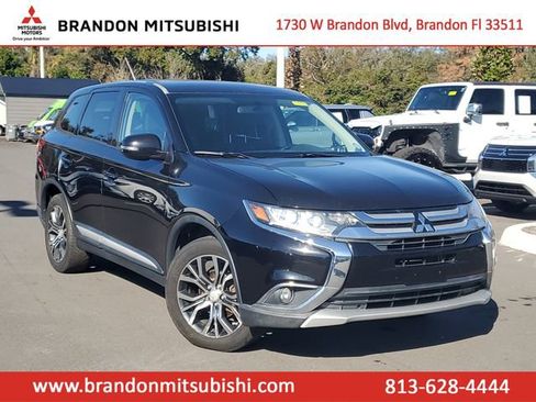 Used 2016 Mitsubishi Outlander FWD image 1
