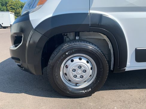 Used 2025 RAM ProMaster 3500 w/ Convenience Group FWD image 11