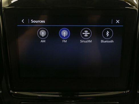 Used 2020 Chevrolet Traverse LT FWD image 28