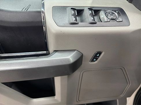 Used 2016 Ford F150 XLT RWD image 17