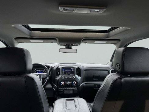 Used 2022 GMC Sierra 3500 Denali AWD/4WD image 43