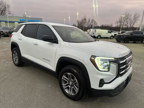 Used 2025 GMC Terrain Elevation image 11