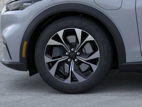 New 2025 Ford Mustang Mach-E Select image 19