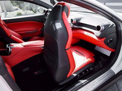 Used 2019 Ferrari GTC4Lusso image 47